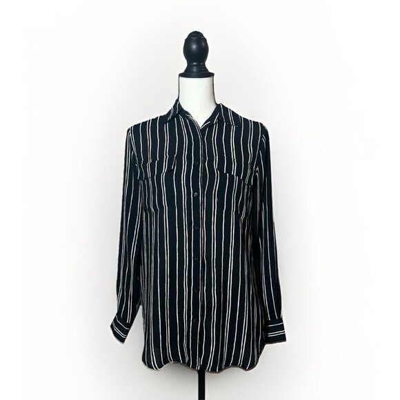 Who What Wear Top Women’s XS Black And White Stripe Button Down Pockets - Picture 1 of 10